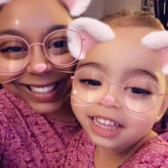 Meet your Posher, Angela - Picture 1 of 1